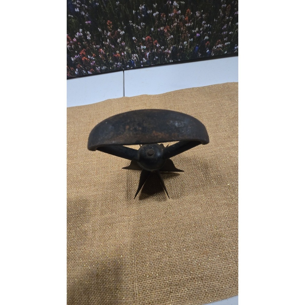 CC-1247. Cast Iron Chopper - Picture 5 of 5